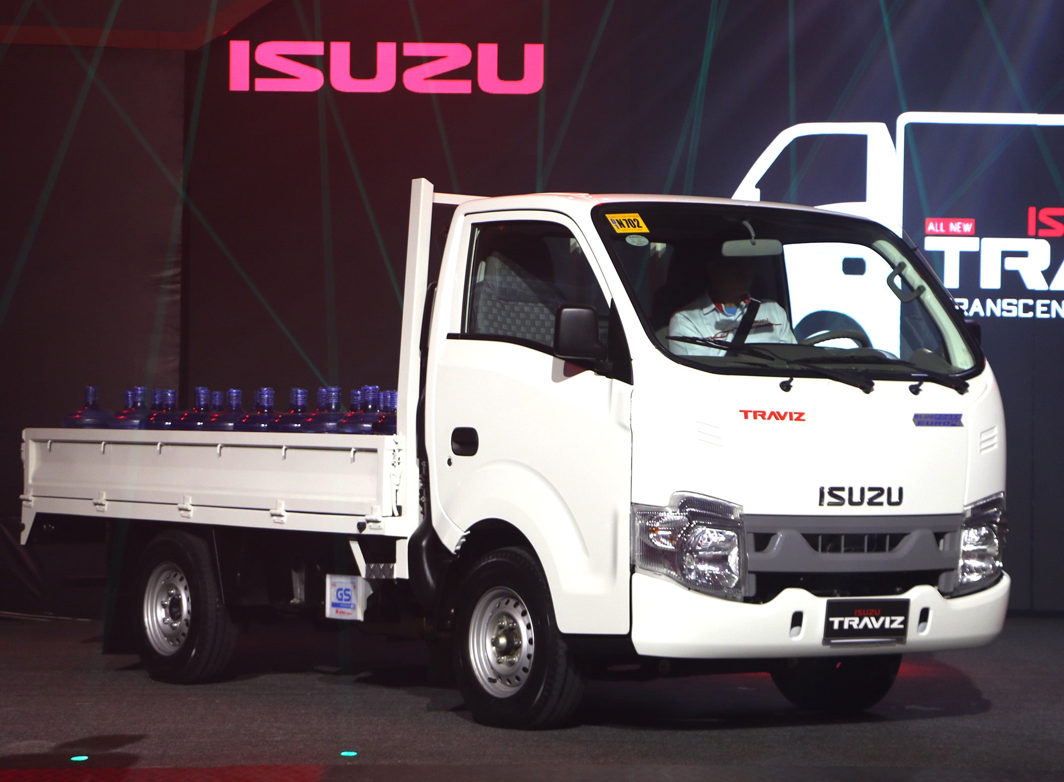 isuzu traviz show room