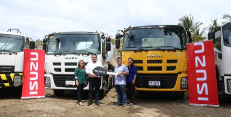 Isuzu Bohol turns over 5 trucks, 6 mu-X to Universal Fuel Solutions thumbnail