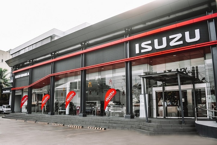 ISUZU MANILA OPENS NEW IOS SHOWROOM FACILITY,  FOLLOWING THE LAUNCH OF NEW MU-X image