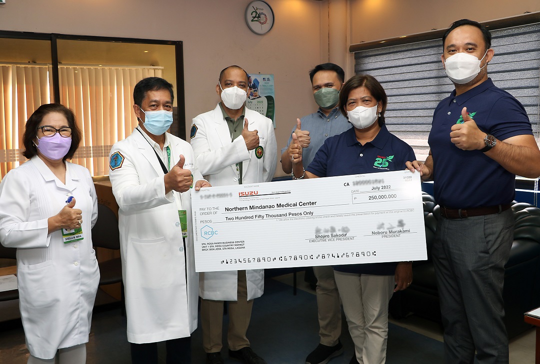 Isuzu Philippines gives donation to Northern Mindanao Medical Center image