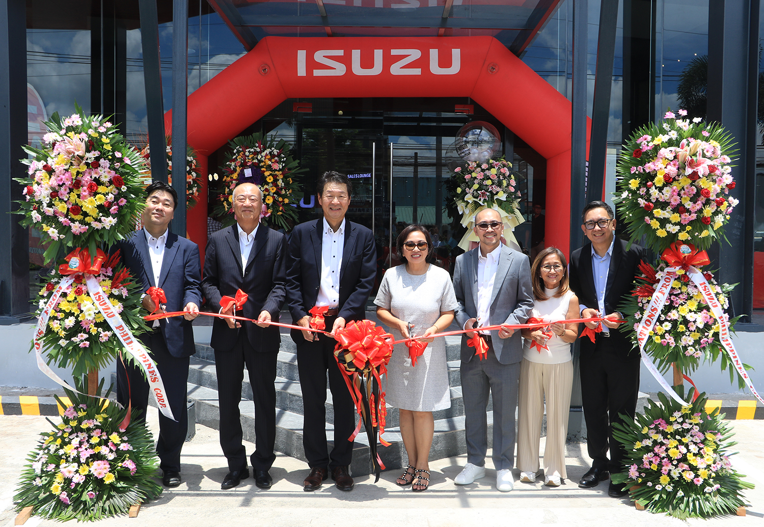 Isuzu Cabanatuan opens new IOS dealership to elevate customer experience and sustainability image