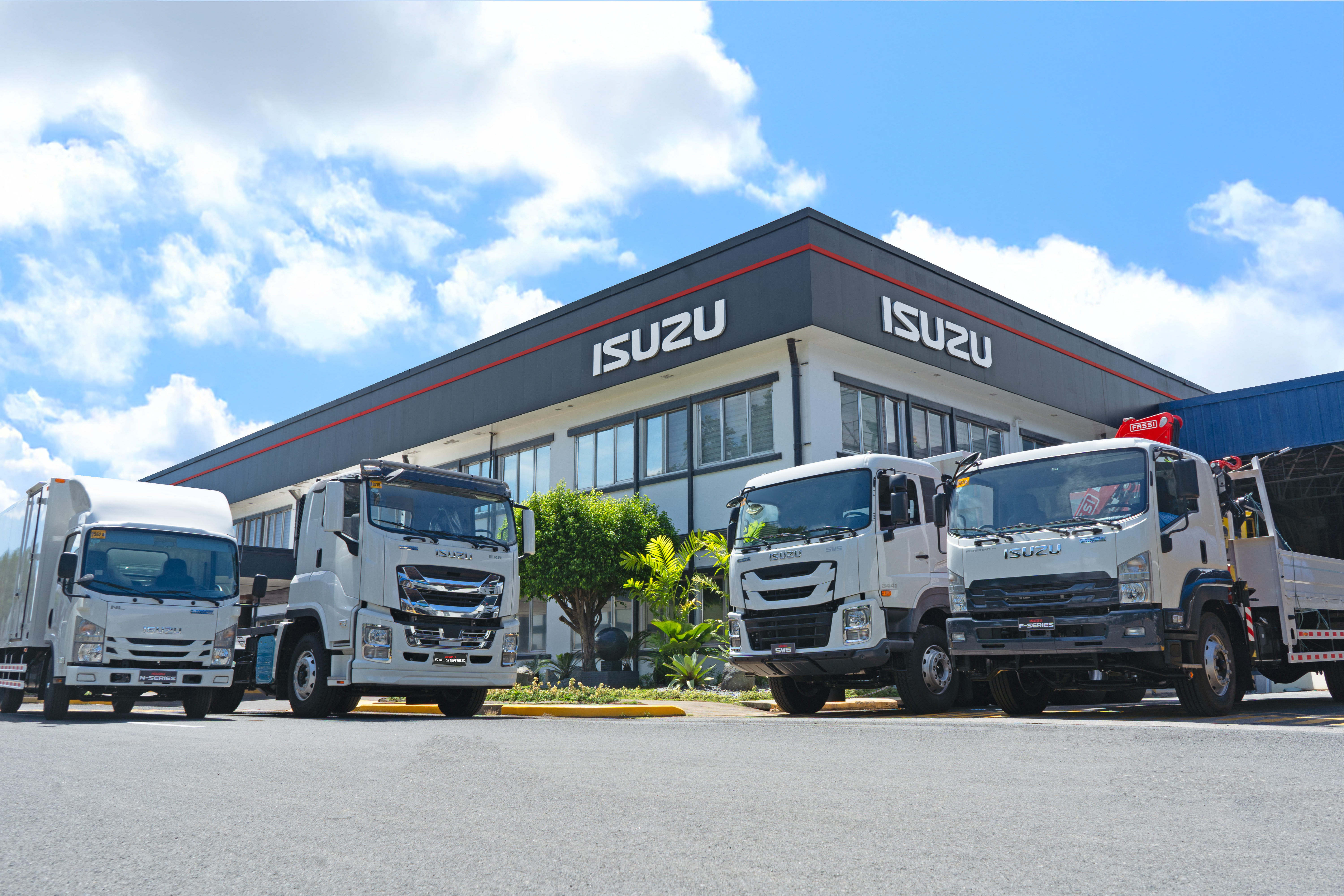 Isuzu Continue to Lead Truck Market with 10% Year-on-Year Growth Across All Segments image