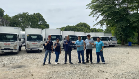 Partner in Progress: Isuzu Philippines Expands Rainbow Asia Logistics  Fleet with 10 New NMR85H Trucks thumbnail