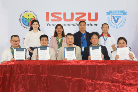 Isuzu Philippines Furthers Automotive Education in Valenzuela with Vehicle Donation thumbnail