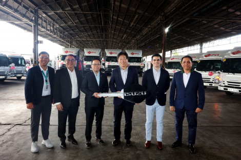 Isuzu Philippines Powers PCL’s Fleet Expansion with 56 New Trucks for Sustainable Logistics thumbnail