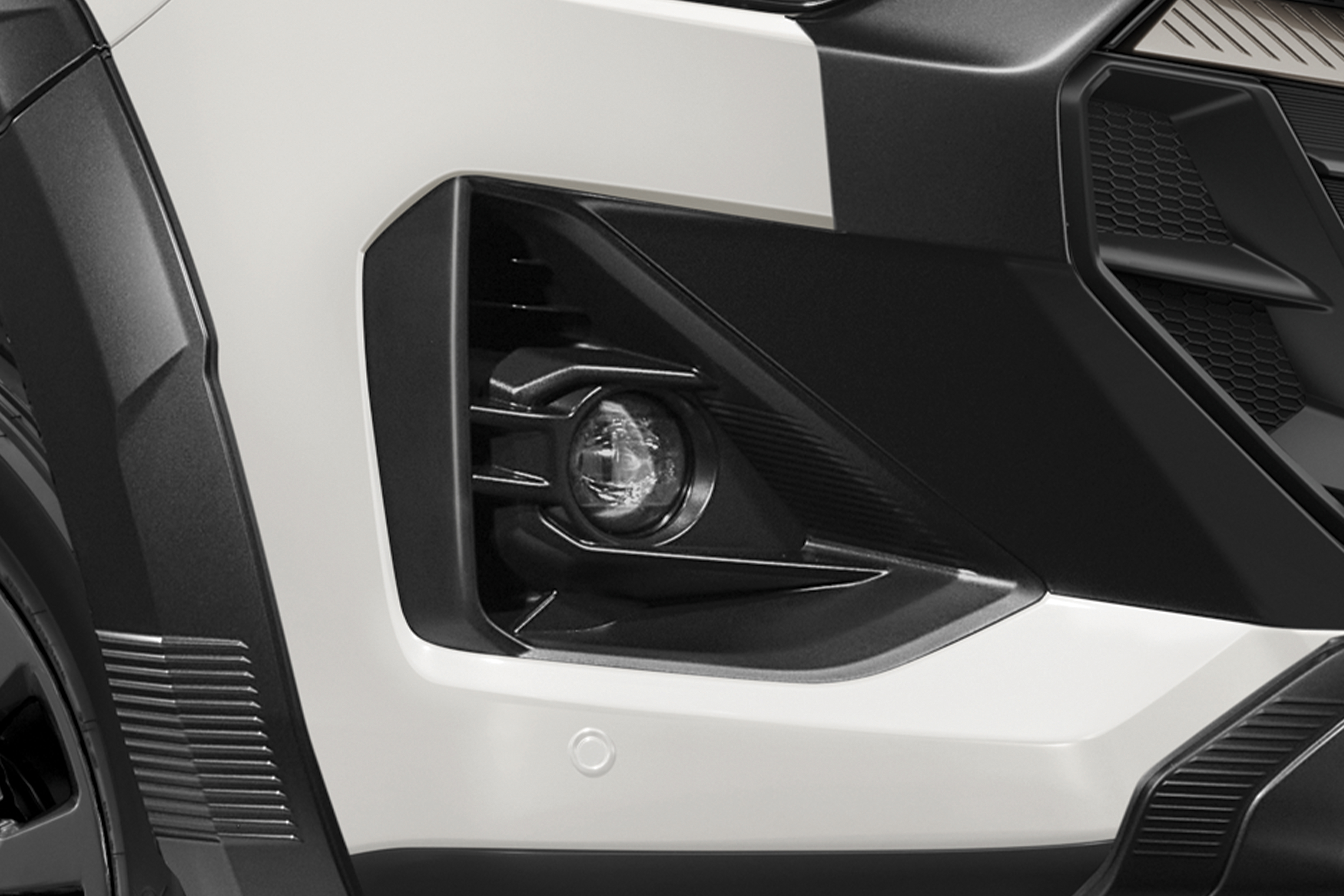 New Front Fog Lamp Bezel